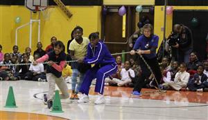 tug of war girls 